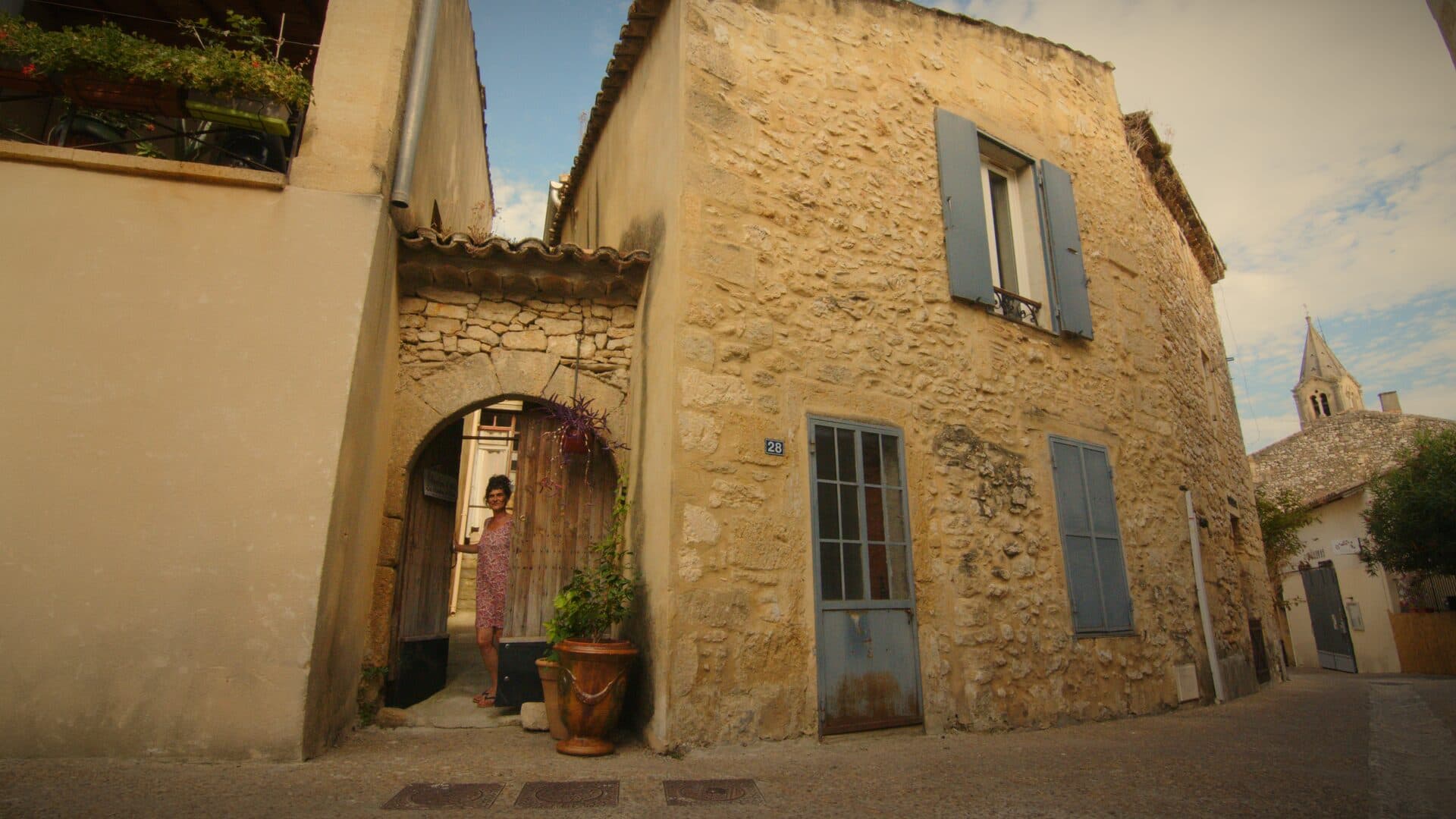 Béatrice, your host at Les Chambres d'Élise